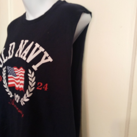 🛍️ BUNDLE ONLY 🛍️Old Navy 30th Anniversary Navy Blue Tank Top - Picture 4 of 6